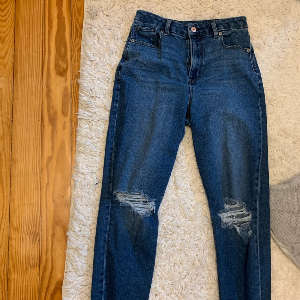 american eagle curvy mom jeans size 4 SHORT